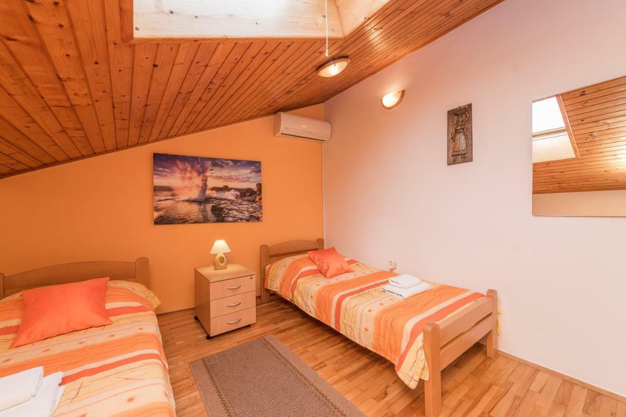 Apartment And Room Soul Of Dalmatia Zadar Buitenkant foto